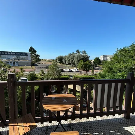 Vue Mer, Parking * Ντοβίλ