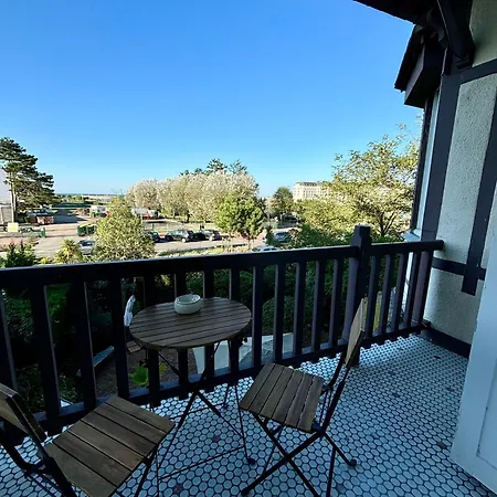 Mermoz Vue Mer, Parking * Deauville