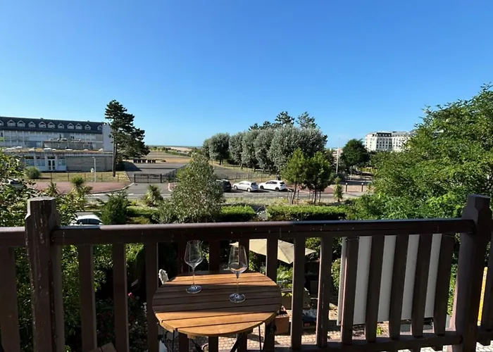 Vue Mer, Parking * דוביל