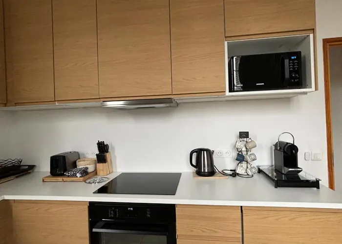 Vue Mer, Parking * דוביל